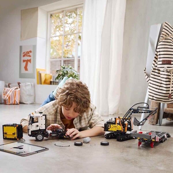 ADOL-LMT42175 VOLVO FMX TRUCK EC230 E EXCAVAT-1