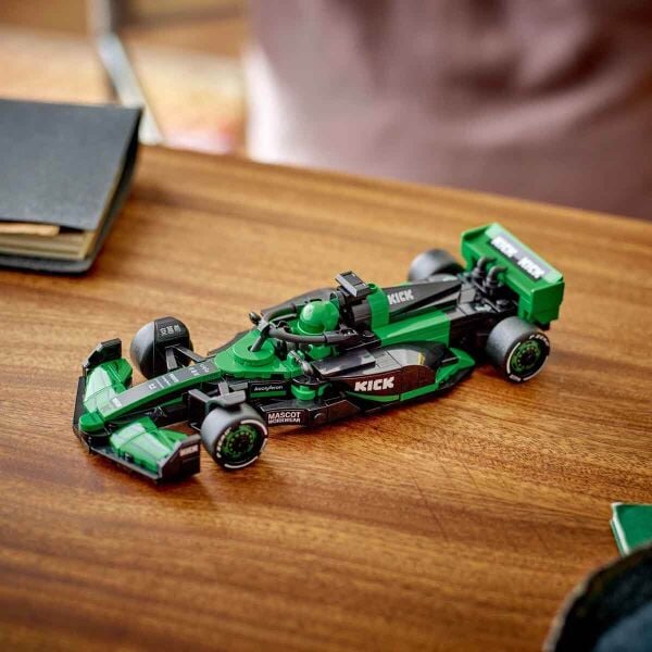 ADOL-LSR77247 F1 KICK SAUBERTEAM C44  4