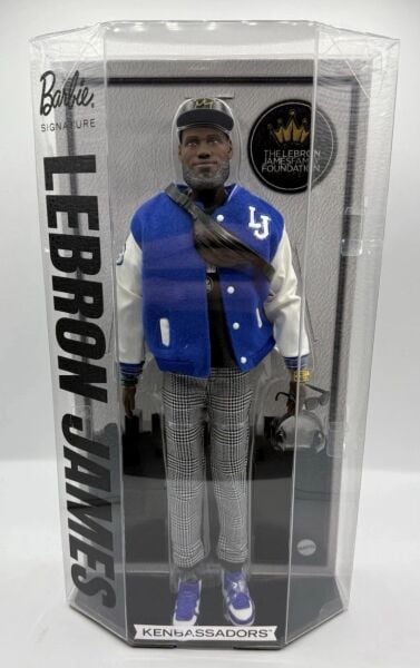 MATE-HRM33 BARBIE KENBASSADORS LEBRON JAMES   1