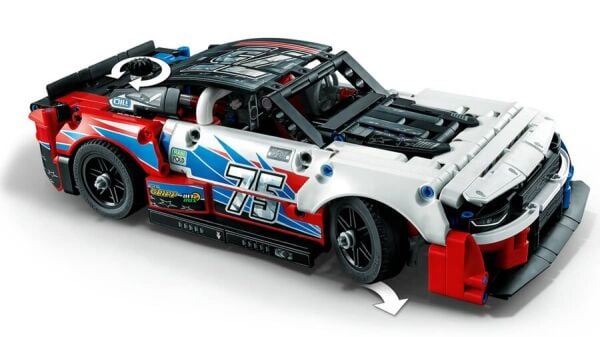ADOL-LMT42153 NEXT CAMARO ZL1  3