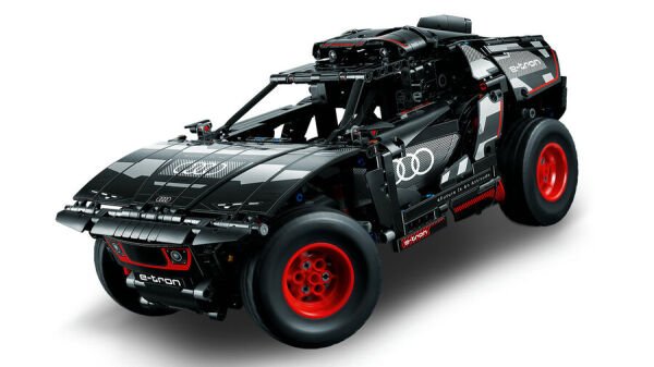ADOL-LMT42160 AUDI RS Q E-TRON 2