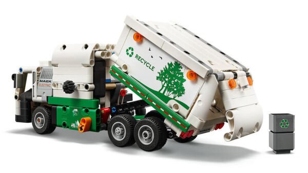 ADOL-LMT42167 MACKLR E GARBAGE TRUCK 4