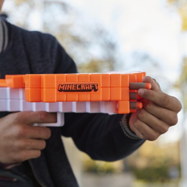 INT-F4415 NERF MINECRAFT PILLAGERS CROSSBOW 4