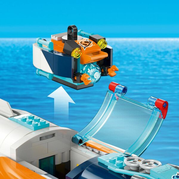 ADOL-LSC60379 DEEP SEA E SUBMARINE 4