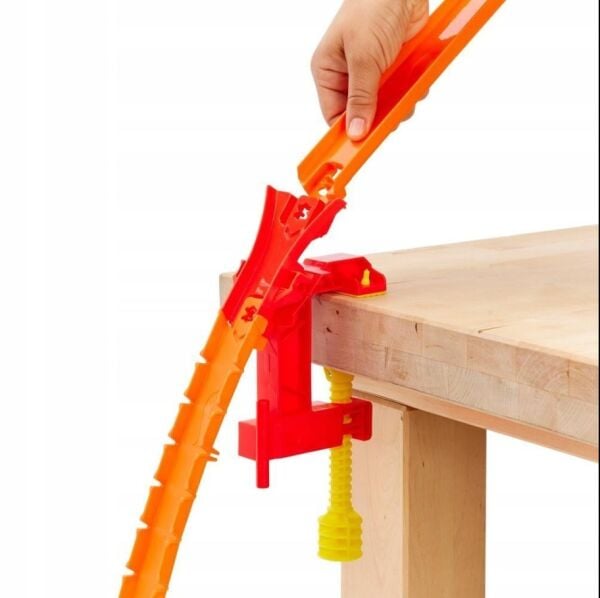 MATE-JCX69 HW STUNT TRACKS GRVTY 2