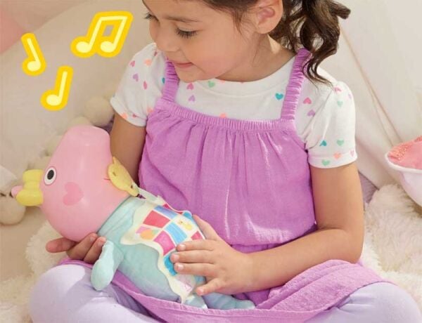 INT-G1637 PEPPA PIG: OINKS AND SNUGGLES EVIE 2