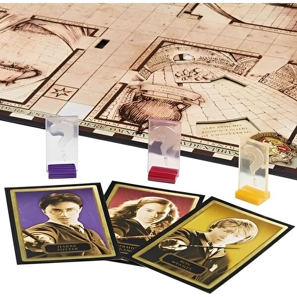 INT-F1240 CLUE HARRY POTTER 4
