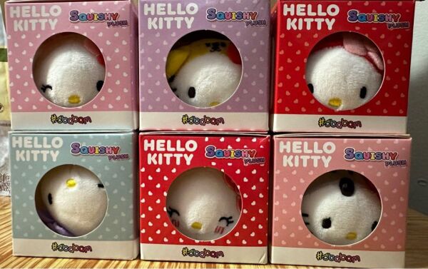 GPH-2465-0560 HELLO KITTY SQUISHY PELUS 144