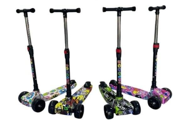 CT-KM505 RENKLI ISIKLI SESLI SCOTER 10