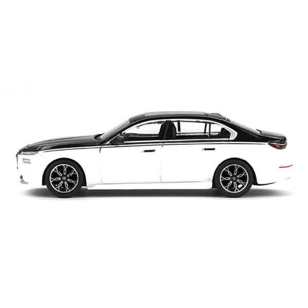 EKC-MGT00959-BL MINI GT 1/64 BMW I7 XDRIVE60 ALPINE WHITE / BL 24