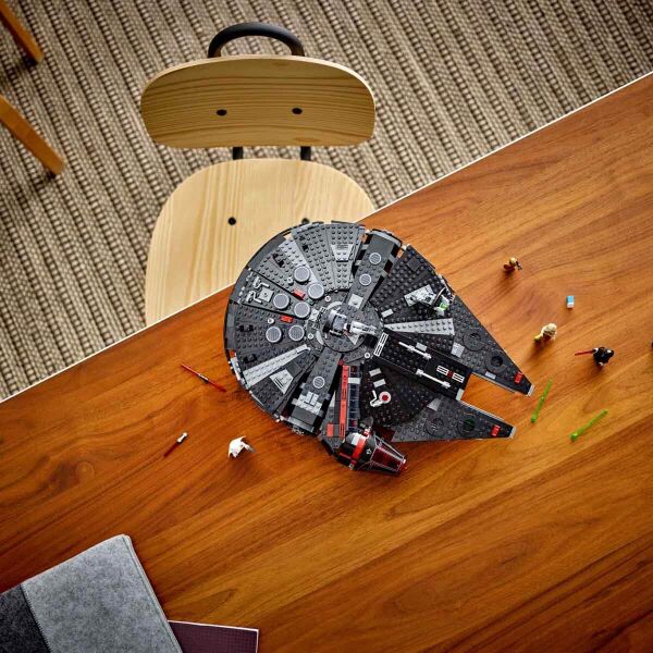 ADOL-LSW75389 DARK MILLENNIUM FALCON 1