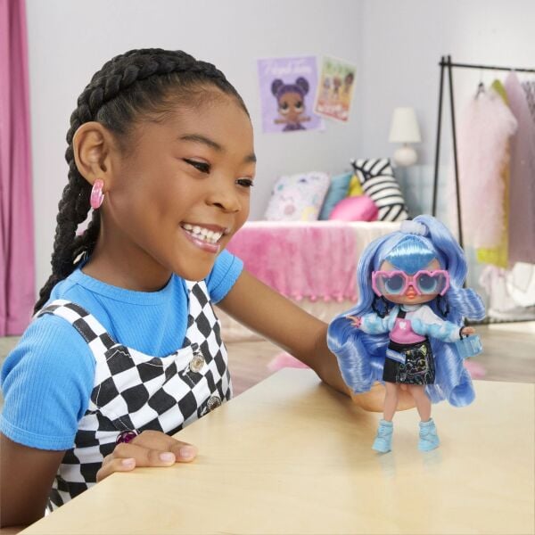 ADO-ILL591689 LOL TWEENS ELLIE FLY 3